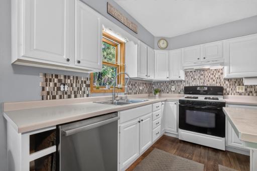 618 N 1st ST_Waterville_45.jpg