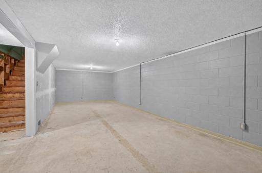 618 N 1st ST_Waterville_115.jpg