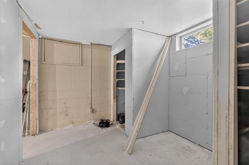 618 N 1st ST_Waterville_155.jpg