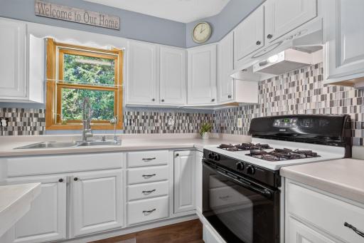 618 N 1st ST_Waterville_50.jpg