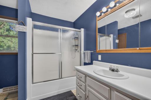 618 N 1st ST_Waterville_95.jpg