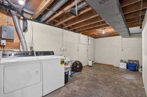 618 N 1st ST_Waterville_123.jpg