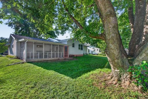 618 N 1st ST_Waterville_170.jpg