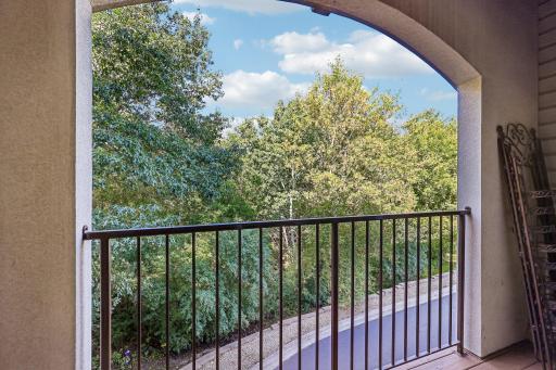 15550 Linnet Street NW, 1-210, Andover, MN 55304