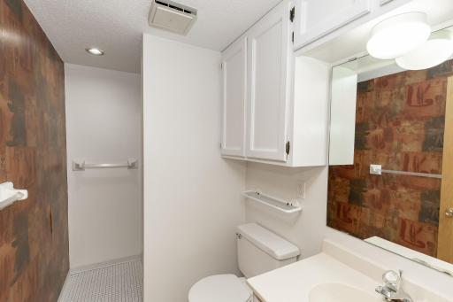 105 3rd Street N, 201, Moorhead, MN 56560