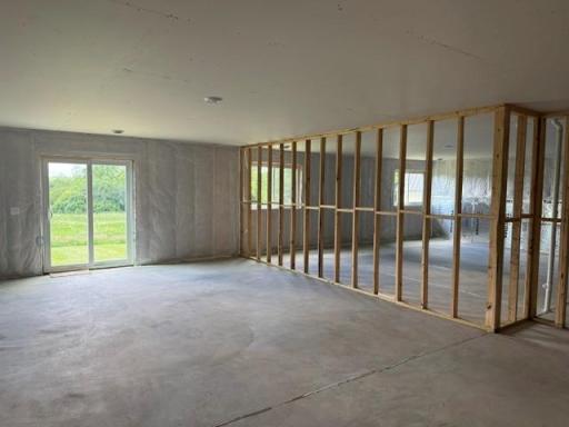 18726 Basement 1.jpg
