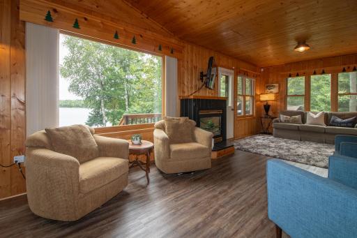 Picture perfect lake views for all year round!