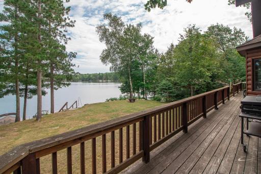 Wraparound deck for all of the lakeviews!