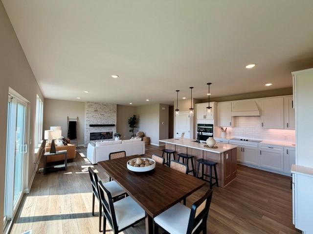 Open Concept - 4633 Island Park Drive, Woodbury, MN 55129