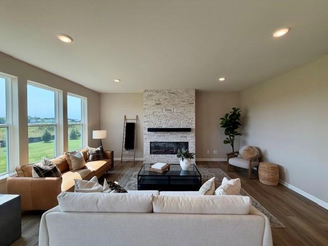 Gathering Room - 4633 Island Park Drive, Woodbury, MN 55129