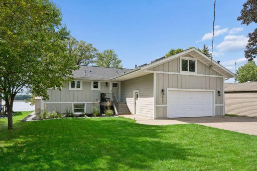421 Shoreacres Drive, Big Lake, MN 55309