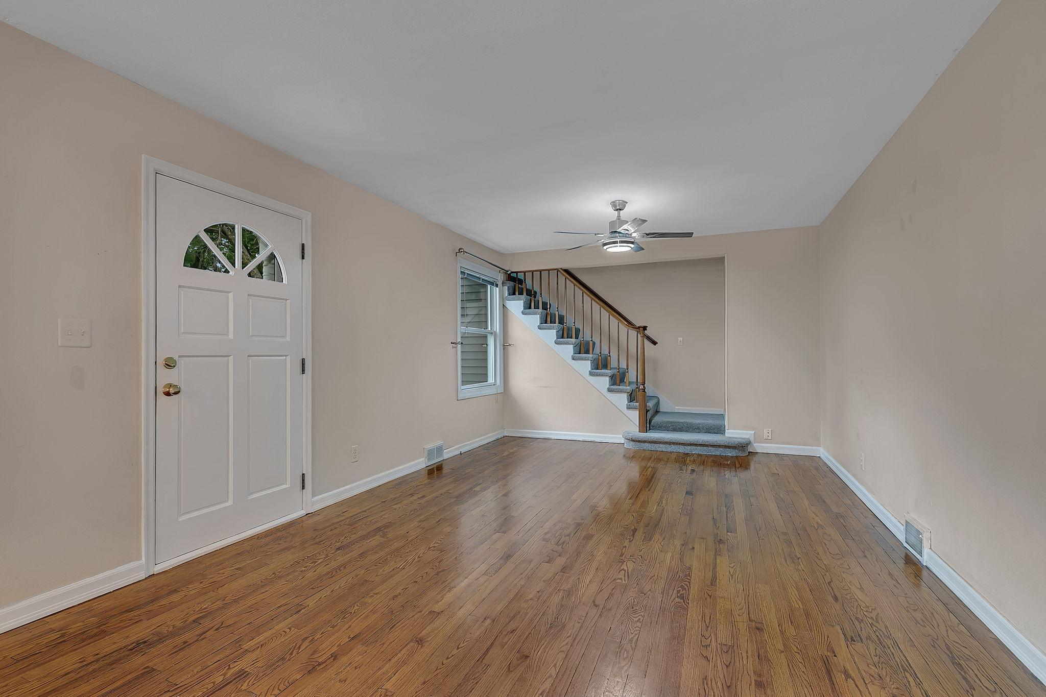 Beautiful HW Floors