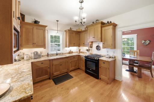 Granite Countertops with Custom Cabinets