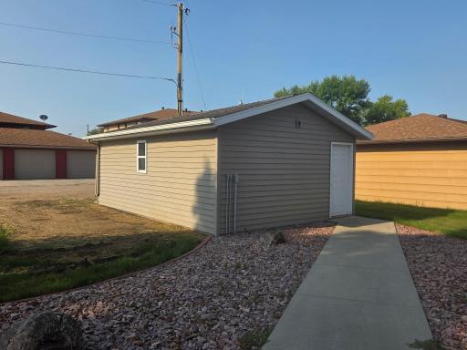 311 4th Avenue N, Wahpeton, ND 58075