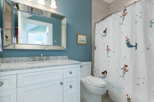 1535 Bohns Point Road, Wayzata, MN 55391