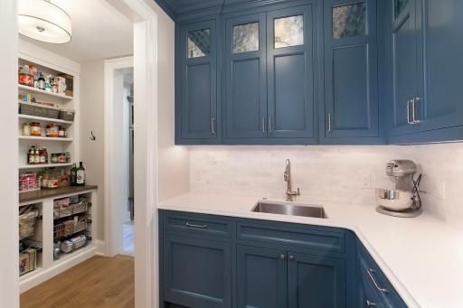 1535 Bohns Point Road, Wayzata, MN 55391