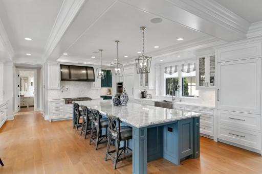 1535 Bohns Point Road, Wayzata, MN 55391