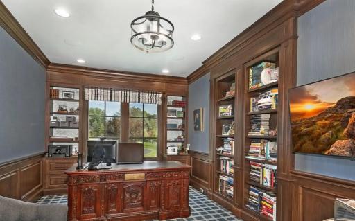 1535 Bohns Point Road, Wayzata, MN 55391