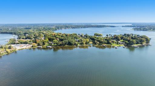 1535 Bohns Point Road, Wayzata, MN 55391