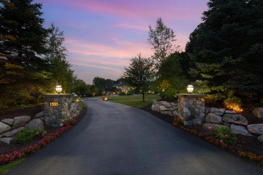 1535 Bohns Point Road, Wayzata, MN 55391