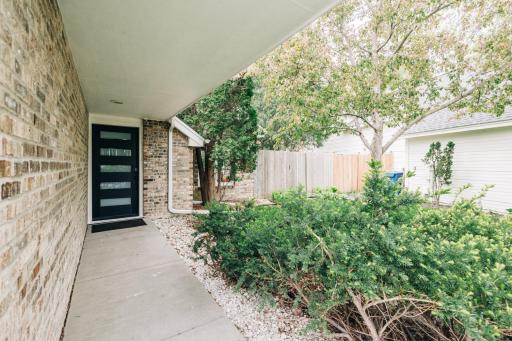 18701 Clear View Drive, Minnetonka, MN 55345