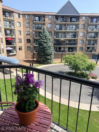 Balcony overlooks the front courtyard!