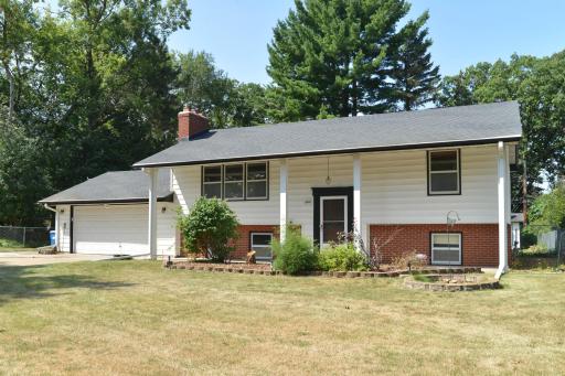 2226 Pleasant View Drive, New Brighton, MN 55112