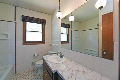 2226 Pleasantview Dr 18.jpg