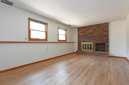 2226 Pleasantview Dr 22.jpg