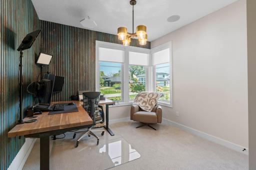 33-web-or-mls-7841 146th Terrace-159.jpg
