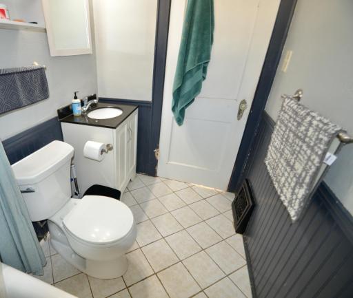 Main Full Bath
