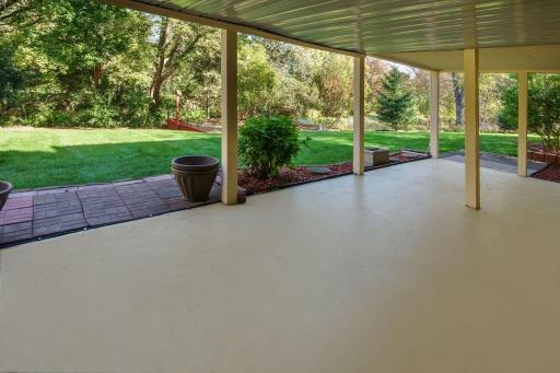 12800 N 50th Avenue N, Plymouth, MN 55442