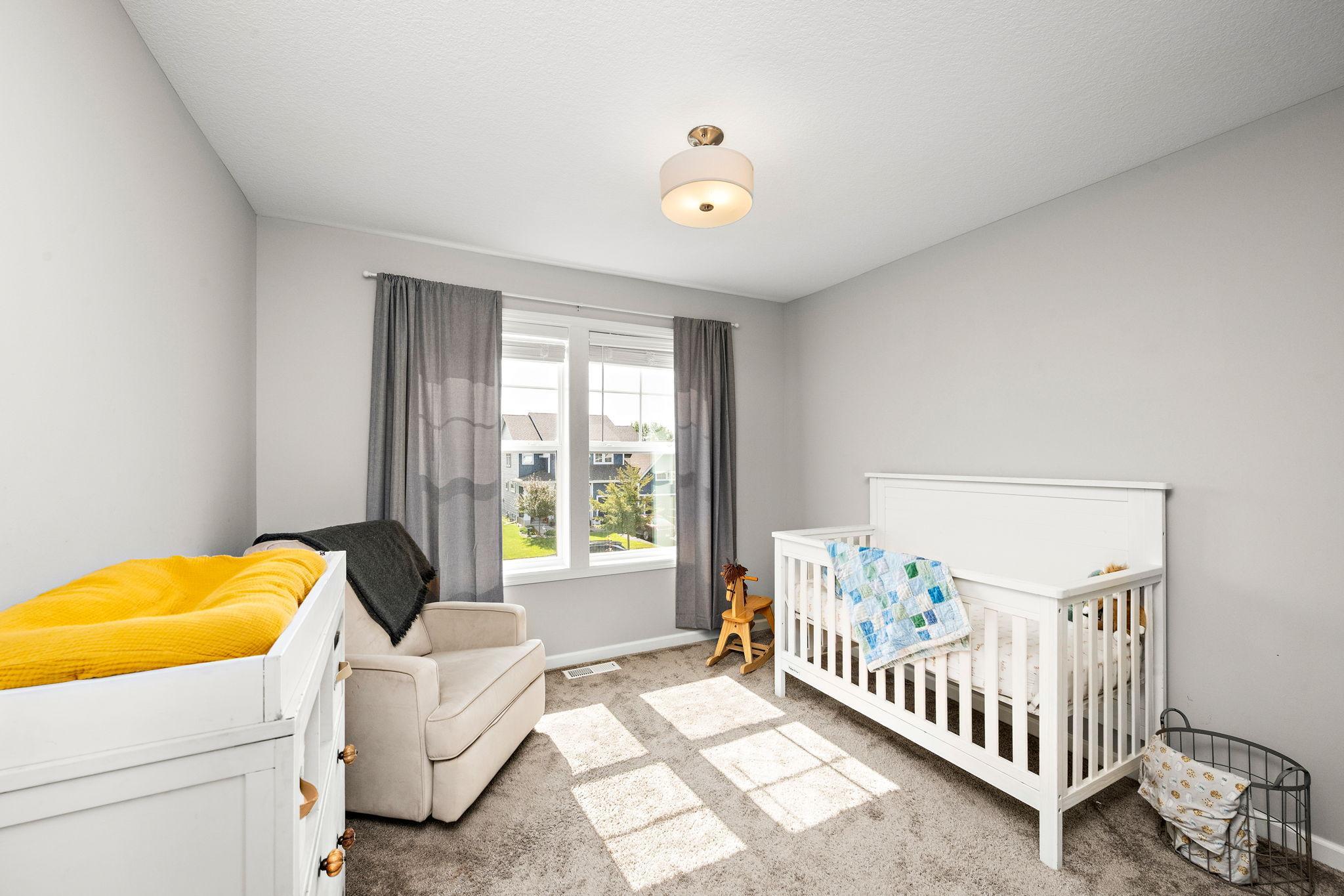 Sought after 3 bedrooms UP!