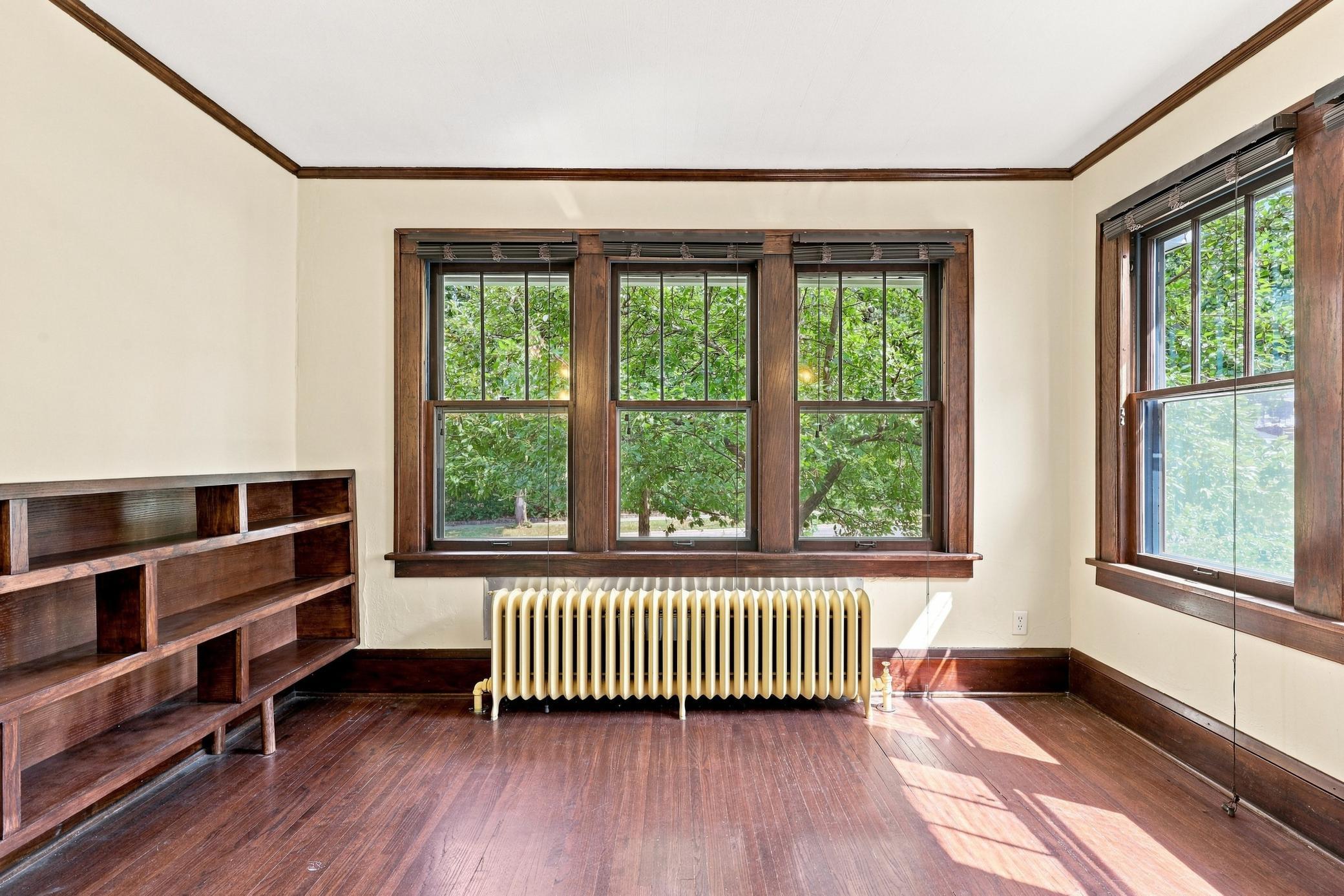 Sun Room with Hardwood floors