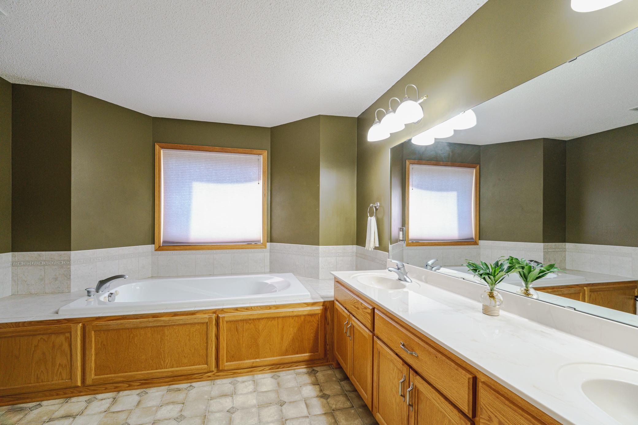 35-Primary Bathroom.jpg