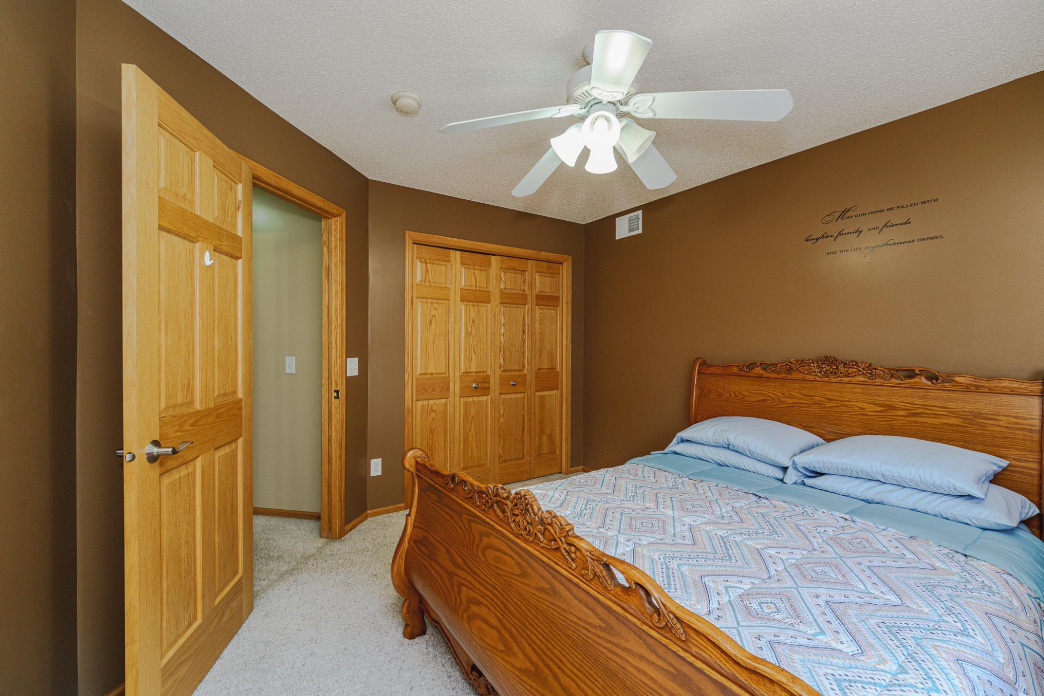 43-Bedroom 3.jpg