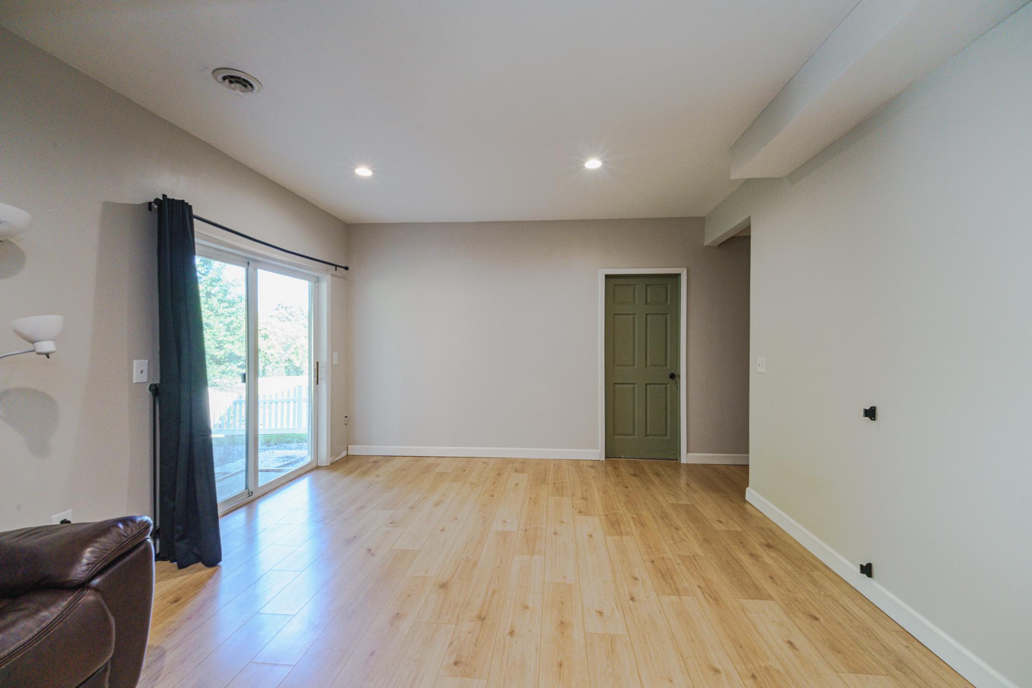 51-Family Room.jpg