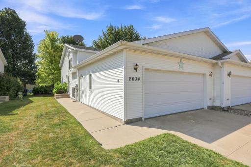 2634 35th Avenue S, Fargo, ND 58104