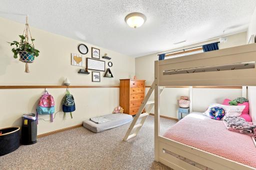 2634 35th Avenue S, Fargo, ND 58104