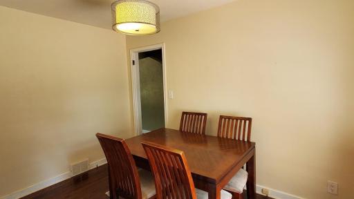 Bedroom 3/Dining room.