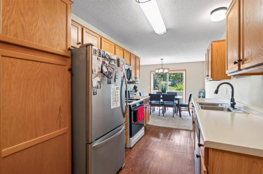 18_6193_Courtly_Rd_E18_mls.jpg