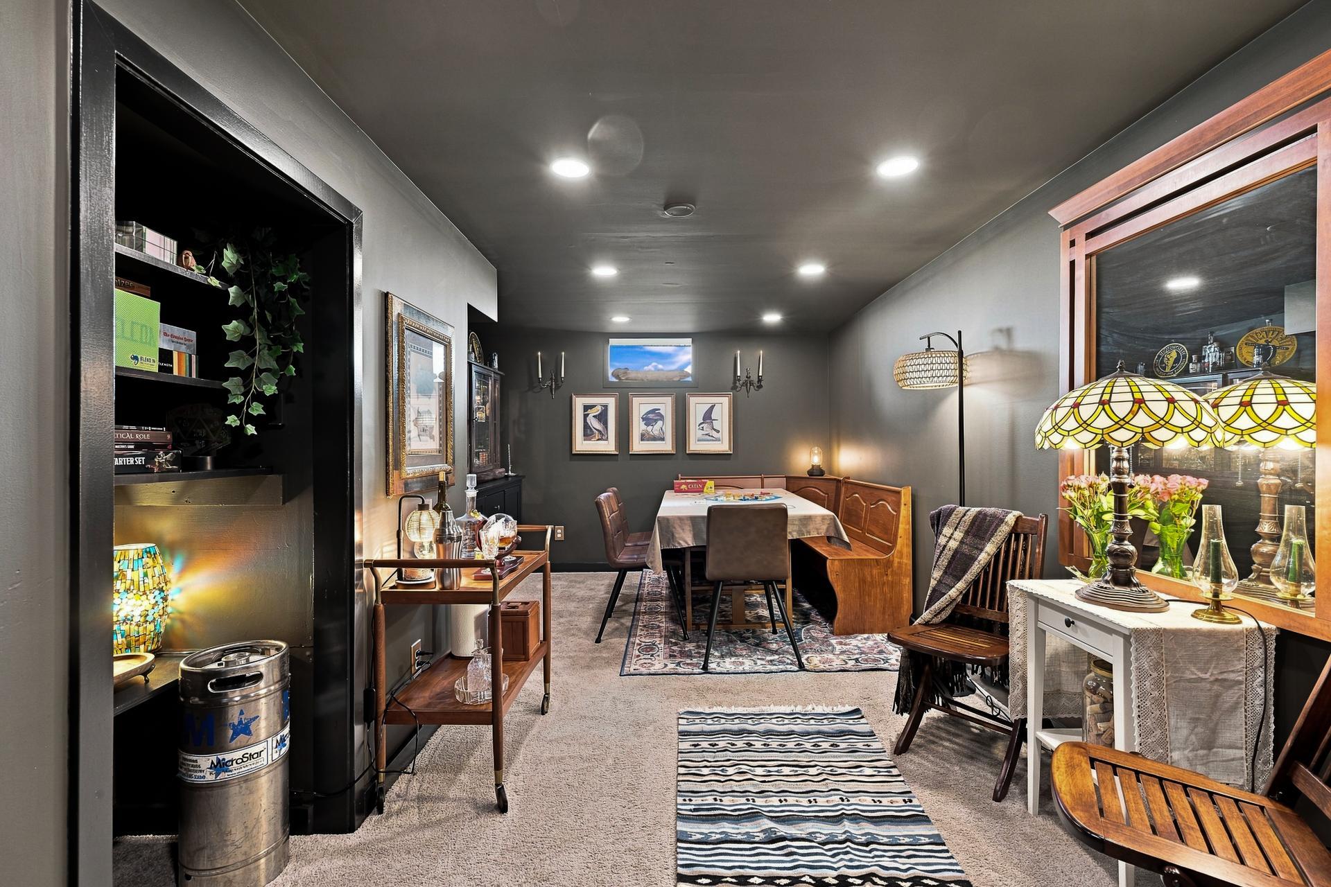5243 Bryant Ave N MLS-36.jpg