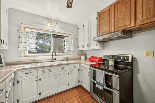 1402 Damon Court SE, Rochester, MN 55904