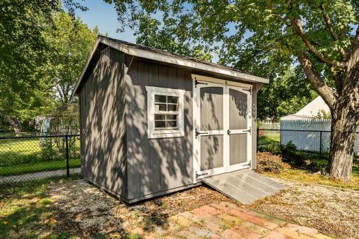 1402 Damon Court SE, Rochester, MN 55904