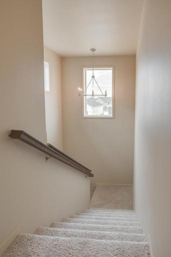 2534 Golden Lane S, Fargo, ND 58104