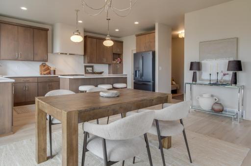 2534 Golden Lane S, Fargo, ND 58104