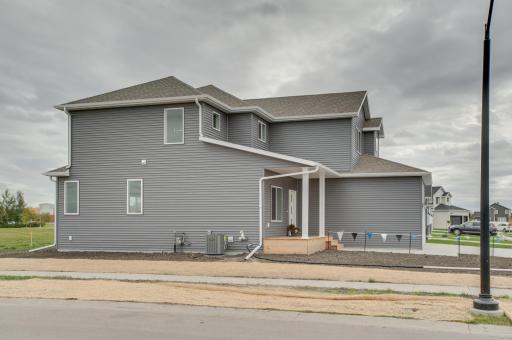 2534 Golden Lane S, Fargo, ND 58104
