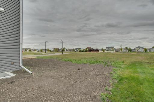 2534 Golden Lane S, Fargo, ND 58104