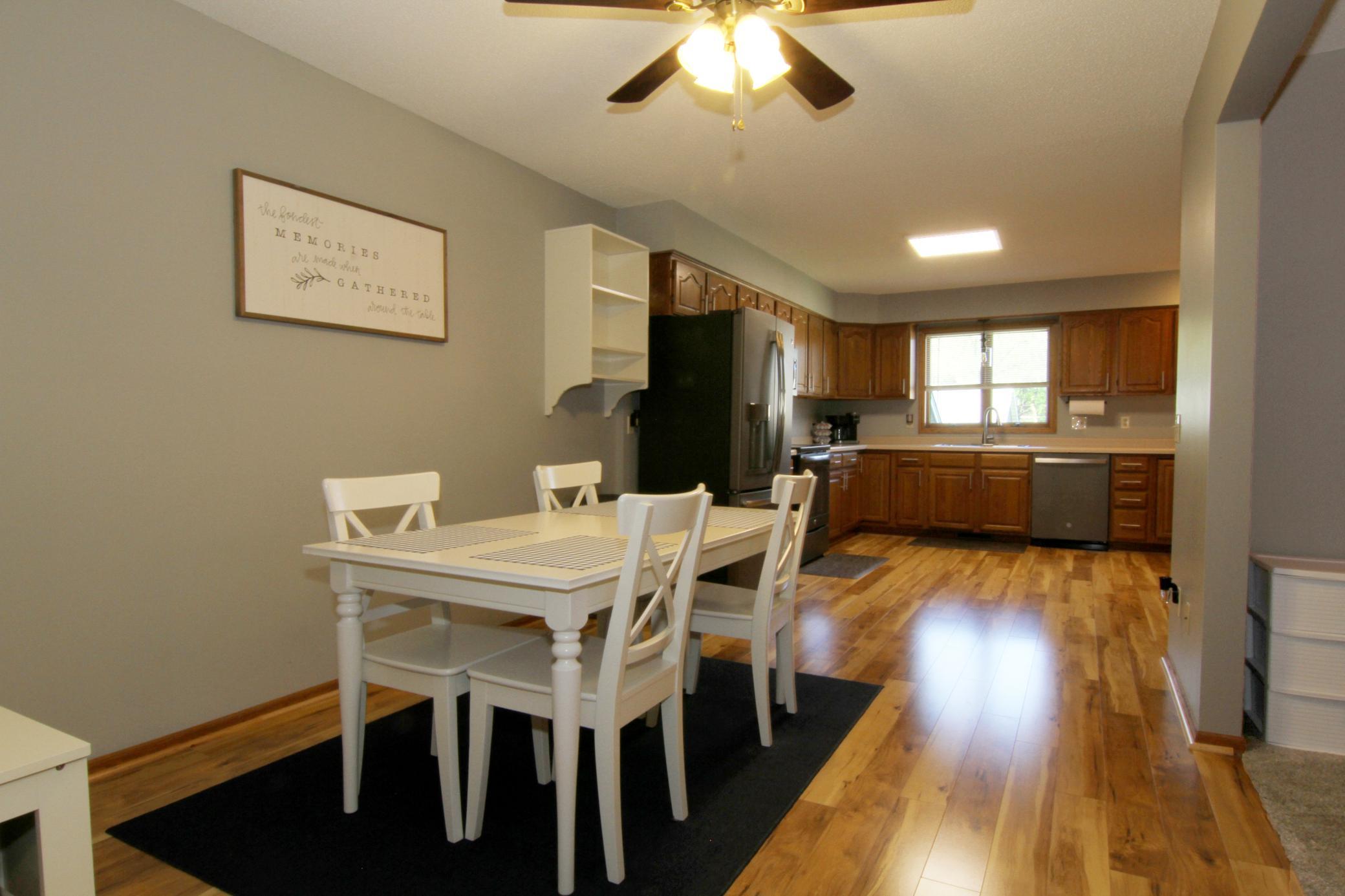 dining room.jpg