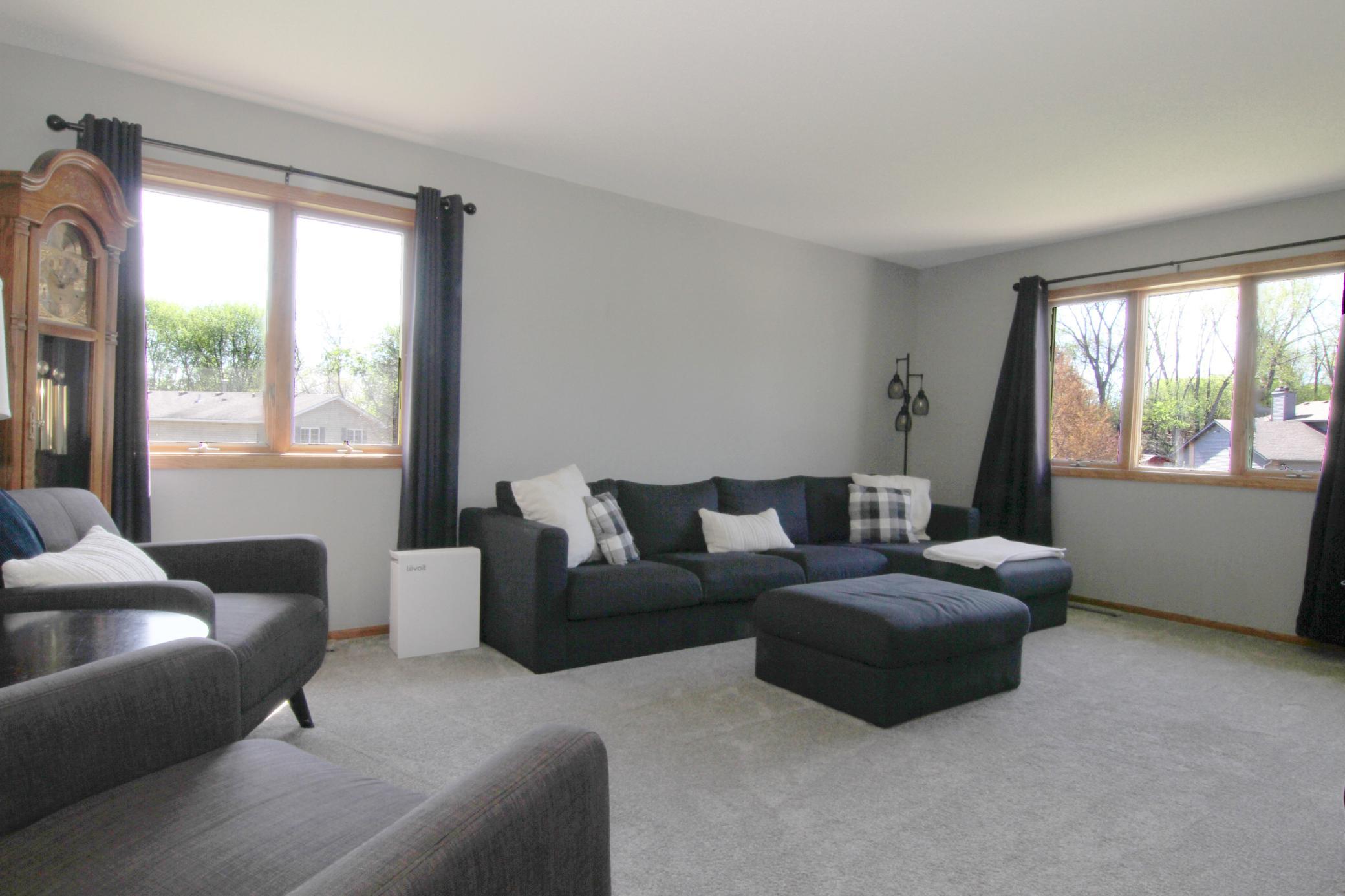living room 1.jpg